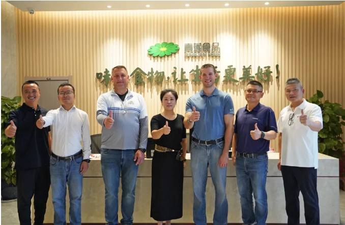 青蓮食品與派斯通簽約合作，打造浙江省最大的百萬無抗黑豬生產(chǎn)體系